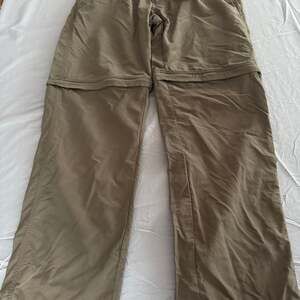 White Sierra Men's Convertible Hiking Pants Size Medium 32 Inseam  gorpcore